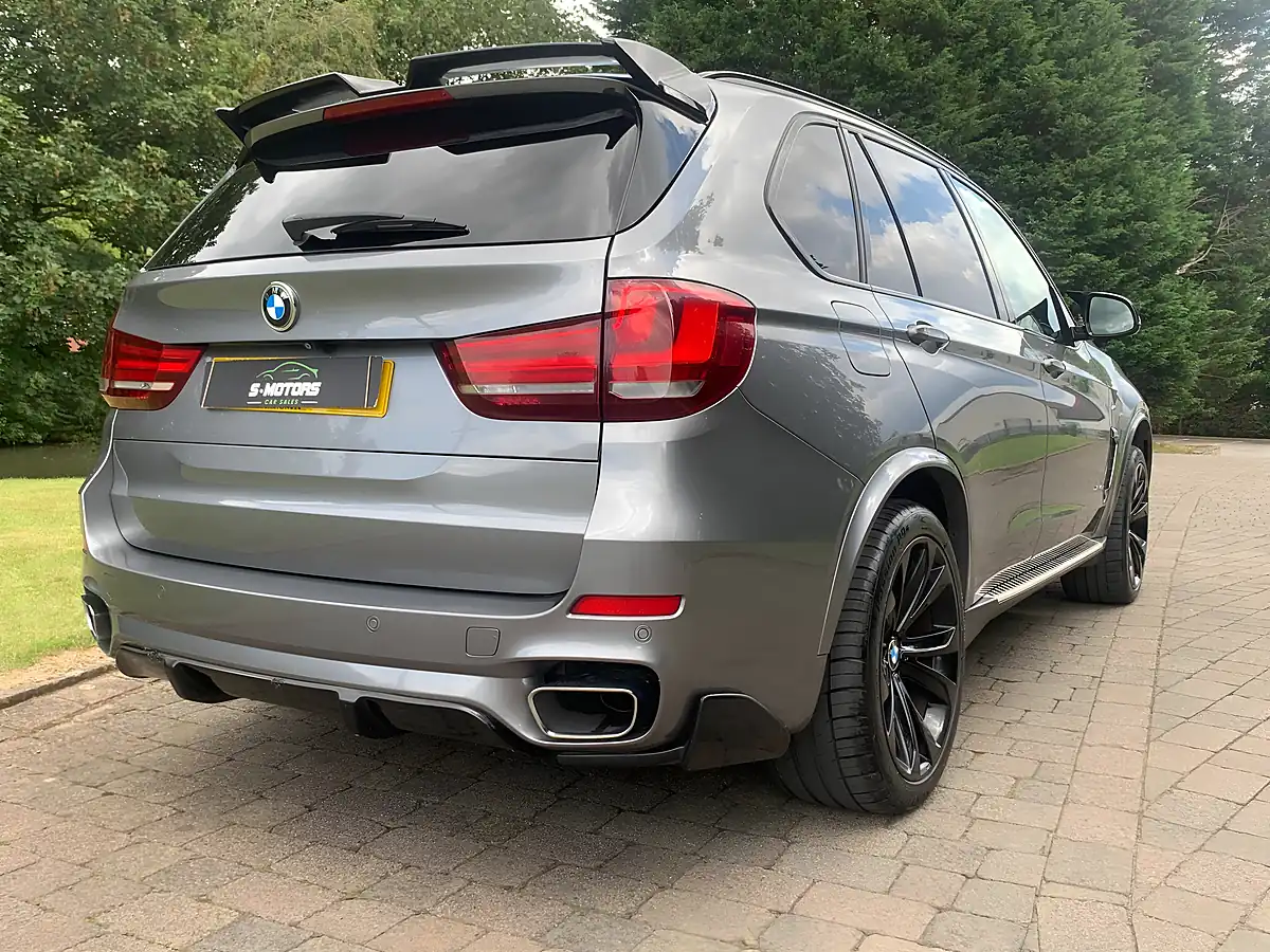Used 2016 BMW X5 M Sport Grey - Interior and Exterior details 10