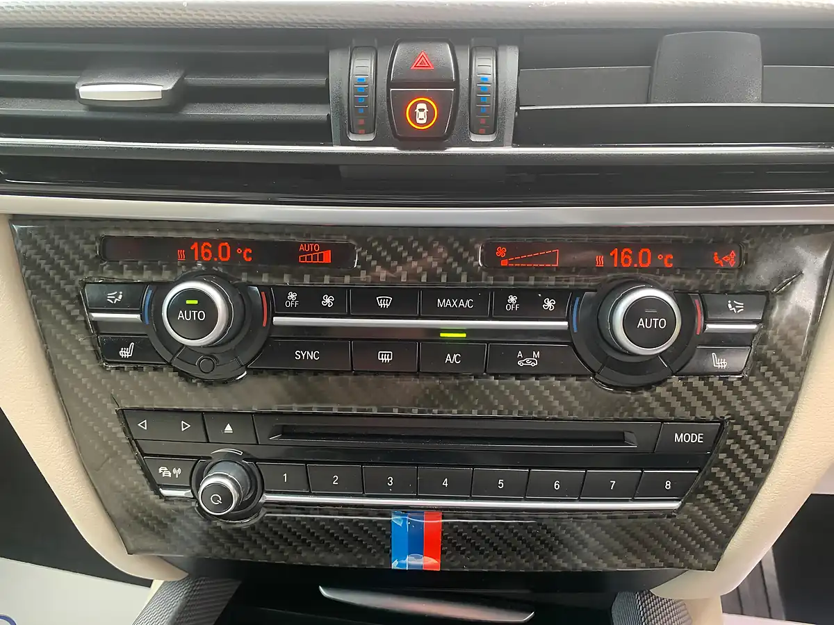 Used 2016 BMW X5 M Sport Grey - Interior and Exterior details 15