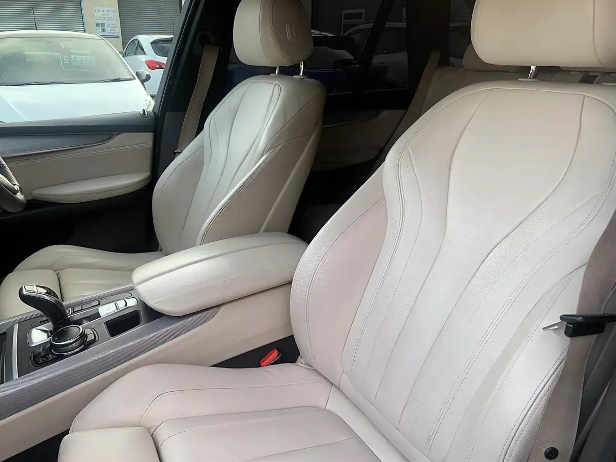 Used 2016 BMW X5 M Sport Grey - Interior and Exterior details 18