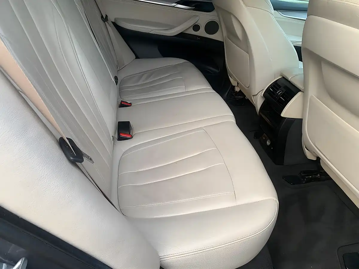 Used 2016 BMW X5 M Sport Grey - Interior and Exterior details 19