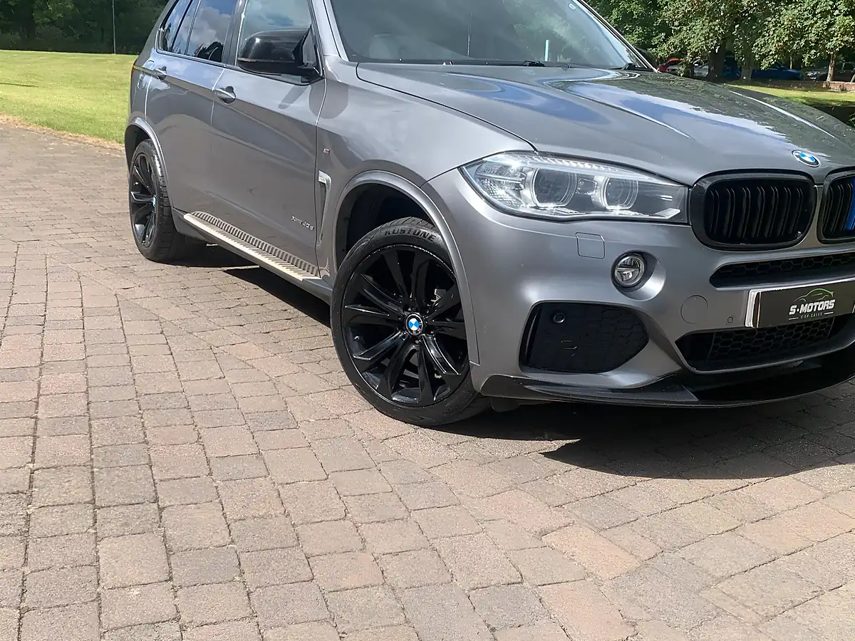 Used 2016 BMW X5 M Sport Grey - Interior and Exterior details 3