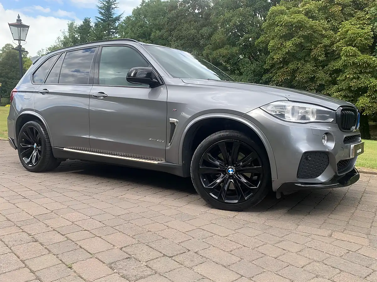 Used 2016 BMW X5 M Sport Grey - Interior and Exterior details 4