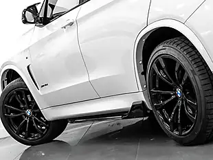 Used 2016 BMW X5 M Sport Mineral White - Interior and Exterior details 10