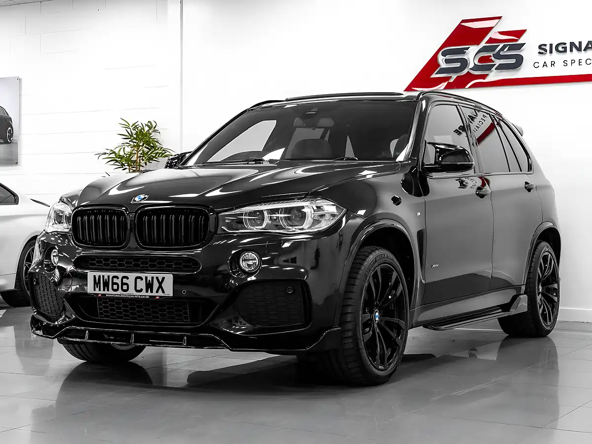 Used 2016 BMW X5 M Sport Sapphire Black - Interior and Exterior details 2