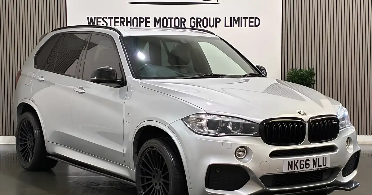 Used 2016 BMW X5 M Sport Silver - Front View