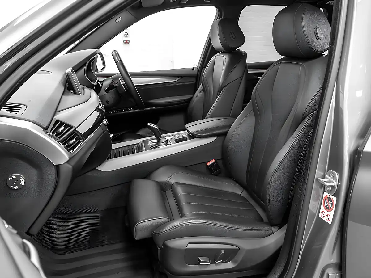 Used 2016 BMW X5 M Sport Space Grey - Interior and Exterior details 14