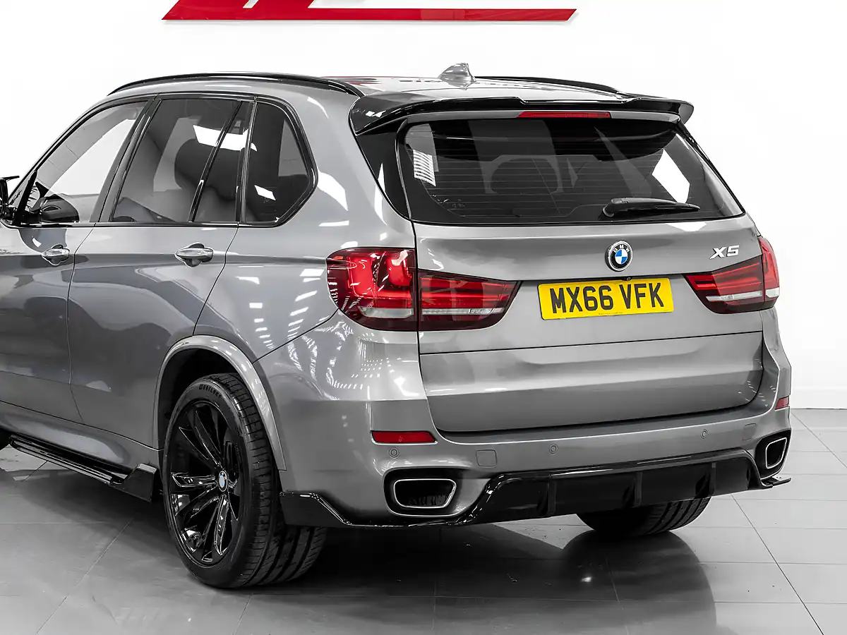 Used 2016 BMW X5 M Sport Space Grey - Interior and Exterior details 10