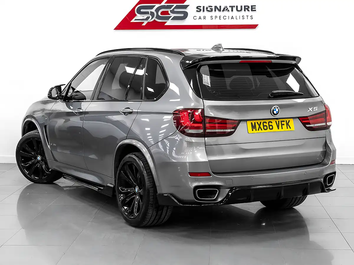 Used 2016 BMW X5 M Sport Space Grey - Interior and Exterior details 9