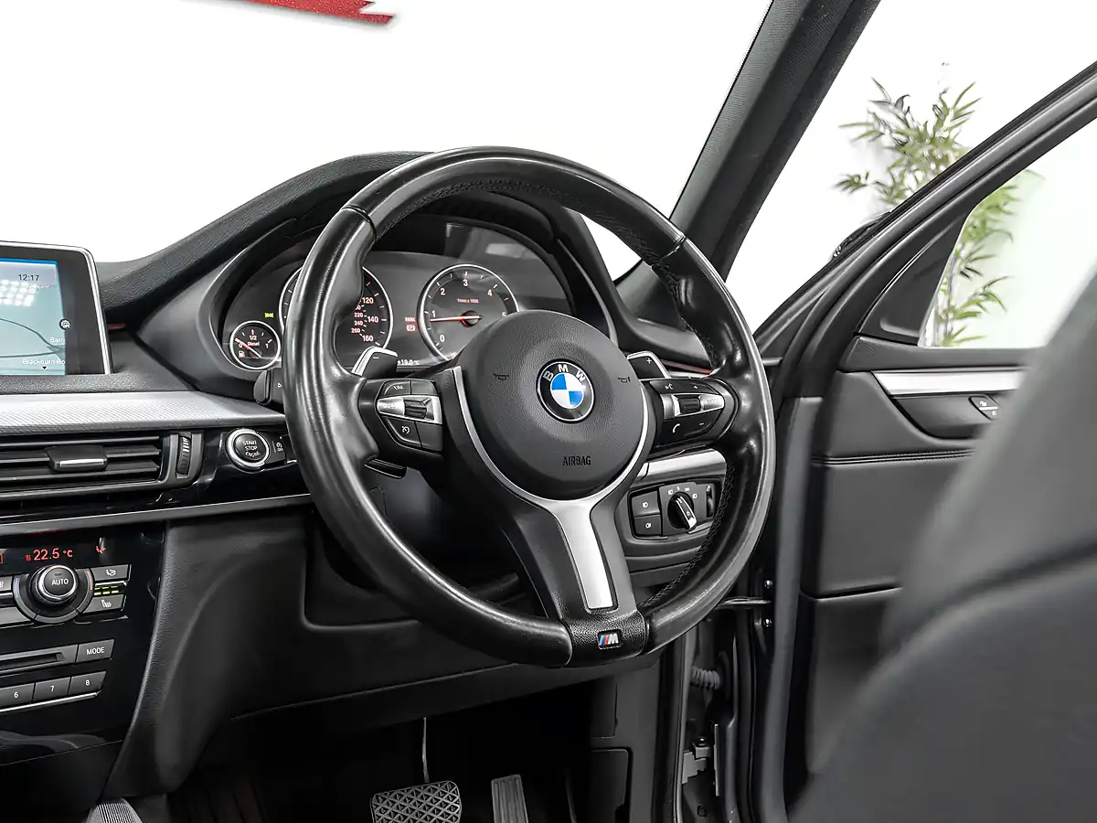 Used 2016 BMW X5 M Sport Space Grey - Interior and Exterior details 17