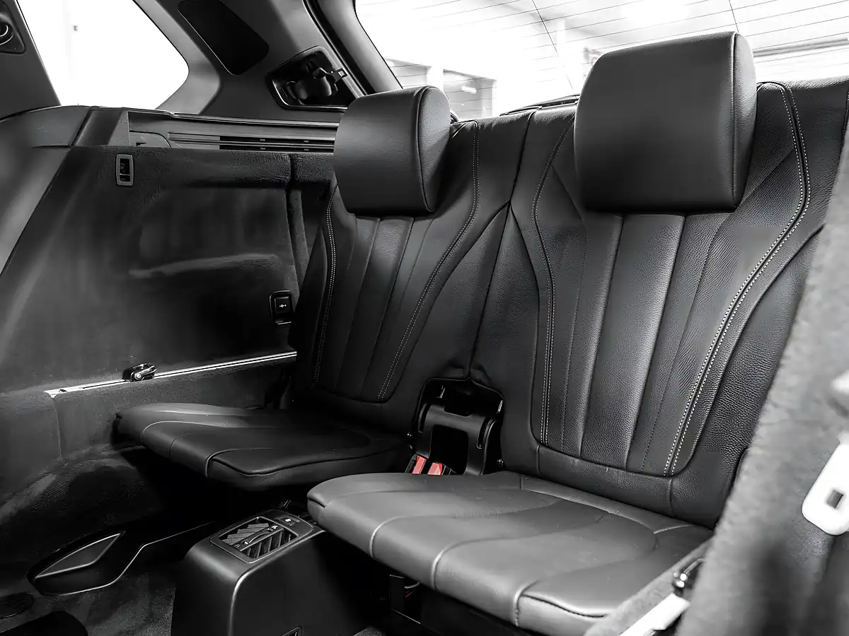 Used 2016 BMW X5 M Sport Space Grey - Interior and Exterior details 15