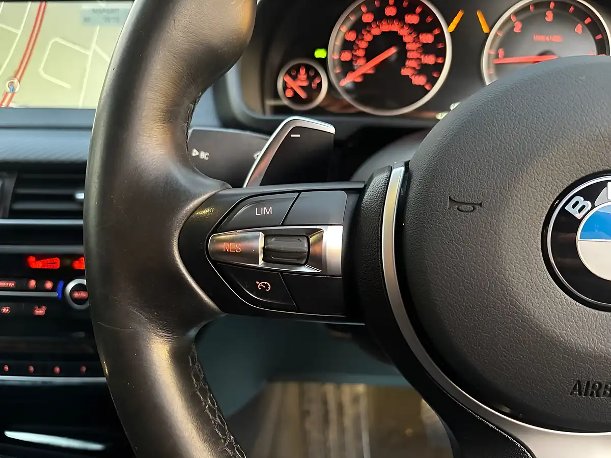 Used 2016 BMW X5 M Sport White - Interior and Exterior details 17