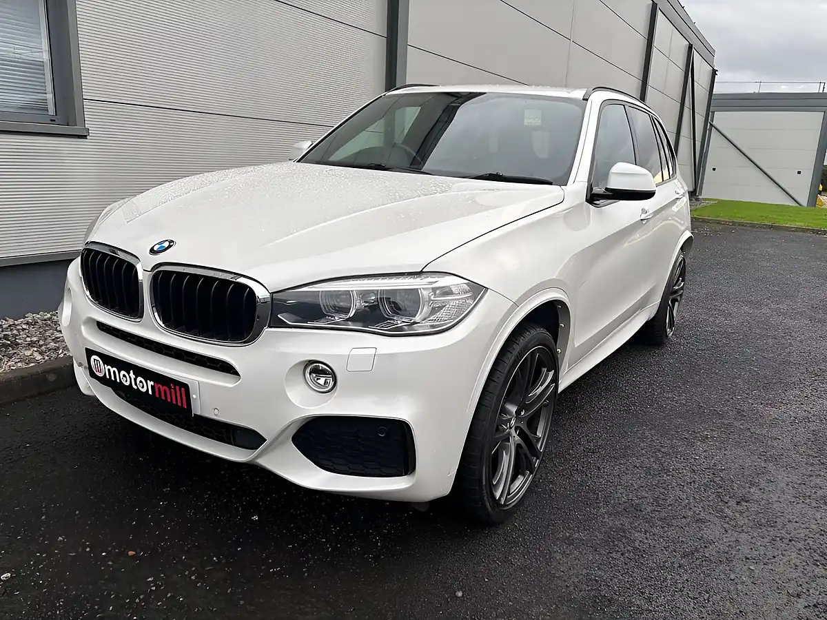 Used 2016 BMW X5 M Sport White - Interior and Exterior details 8