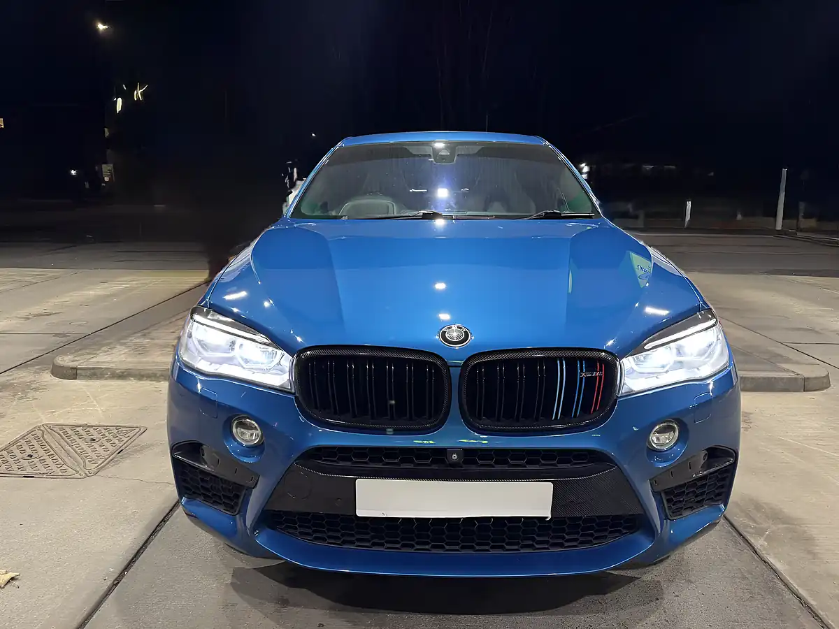 Used 2016 BMW X6 M Long Beach Blue - Interior and Exterior details 6