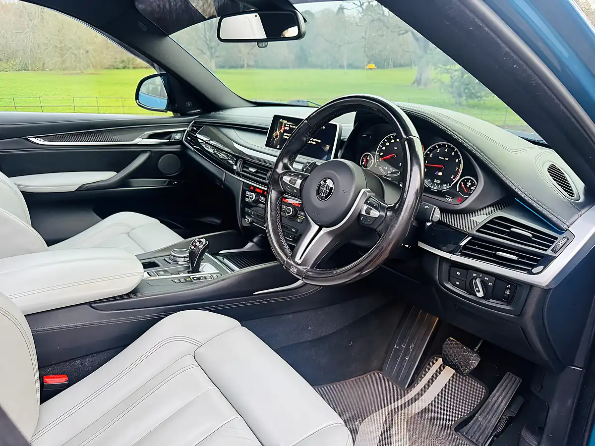 Used 2016 BMW X6 M Long Beach Blue - Interior and Exterior details 9