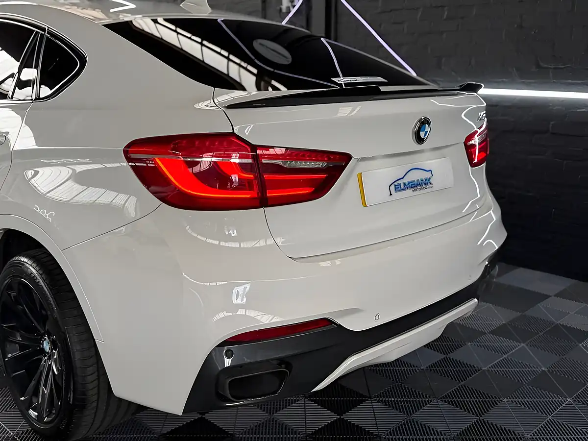 Used 2016 BMW X6 M Sport Alpine White - Interior and Exterior details 9
