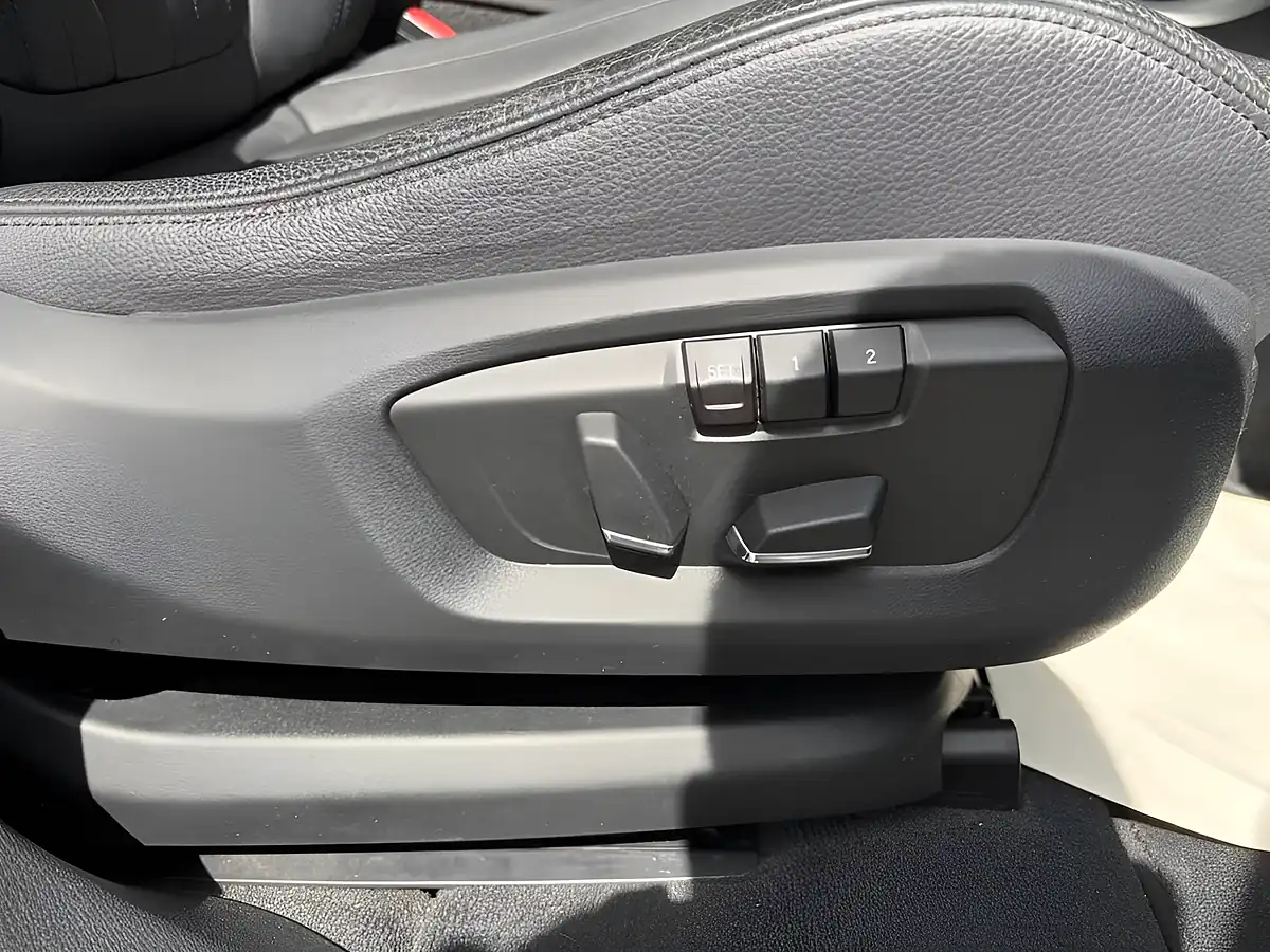 Used 2016 BMW X6 M Sport Black - Interior and Exterior details 18