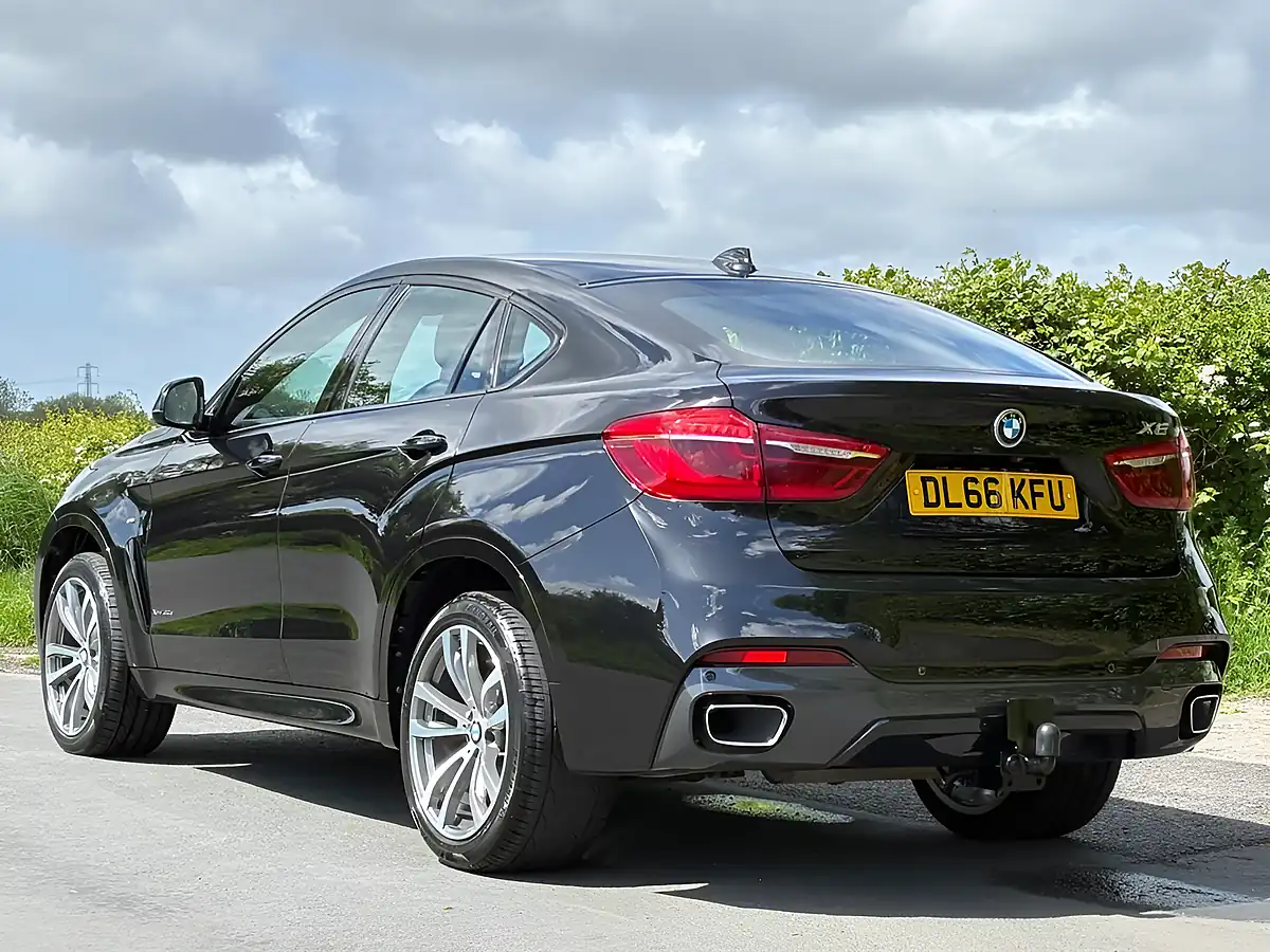 Used 2016 BMW X6 M Sport Black - Interior and Exterior details 6