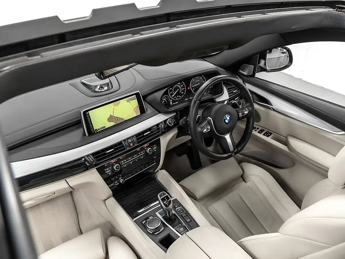 Used 2016 BMW X6 M Sport Black Sapphire - Interior and Exterior details 13