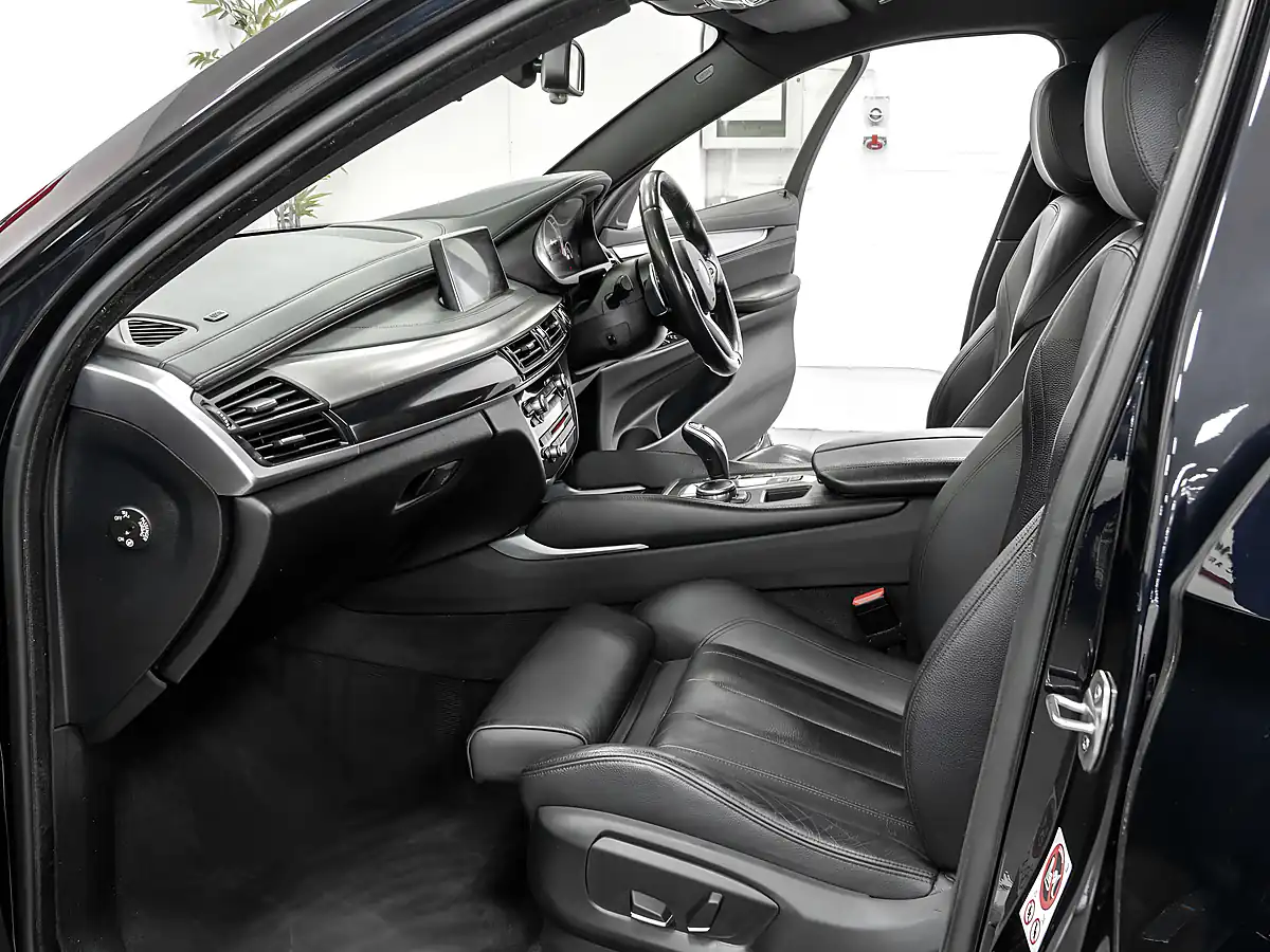 Used 2016 BMW X6 M Sport Carbon Black - Interior and Exterior details 12