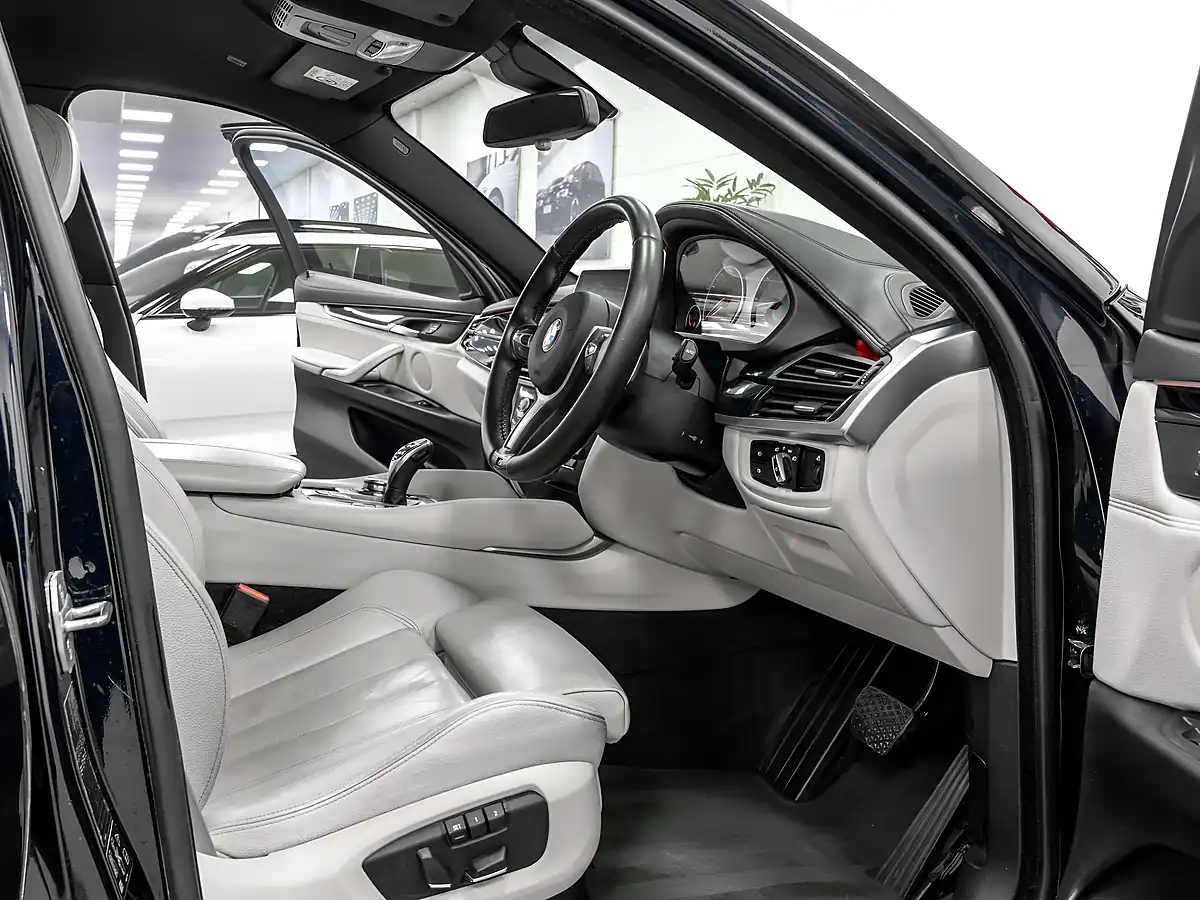 Used 2016 BMW X6 M Sport Carbon Black - Interior and Exterior details 11
