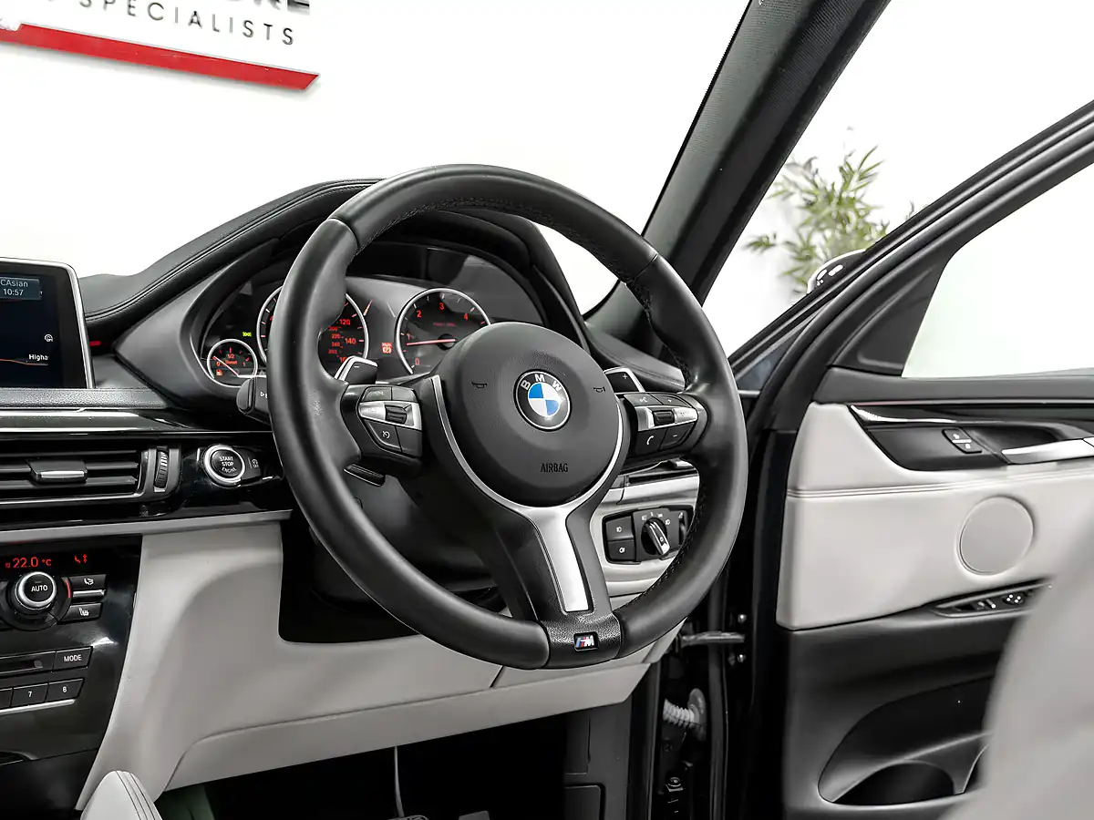 Used 2016 BMW X6 M Sport Carbon Black - Interior and Exterior details 13