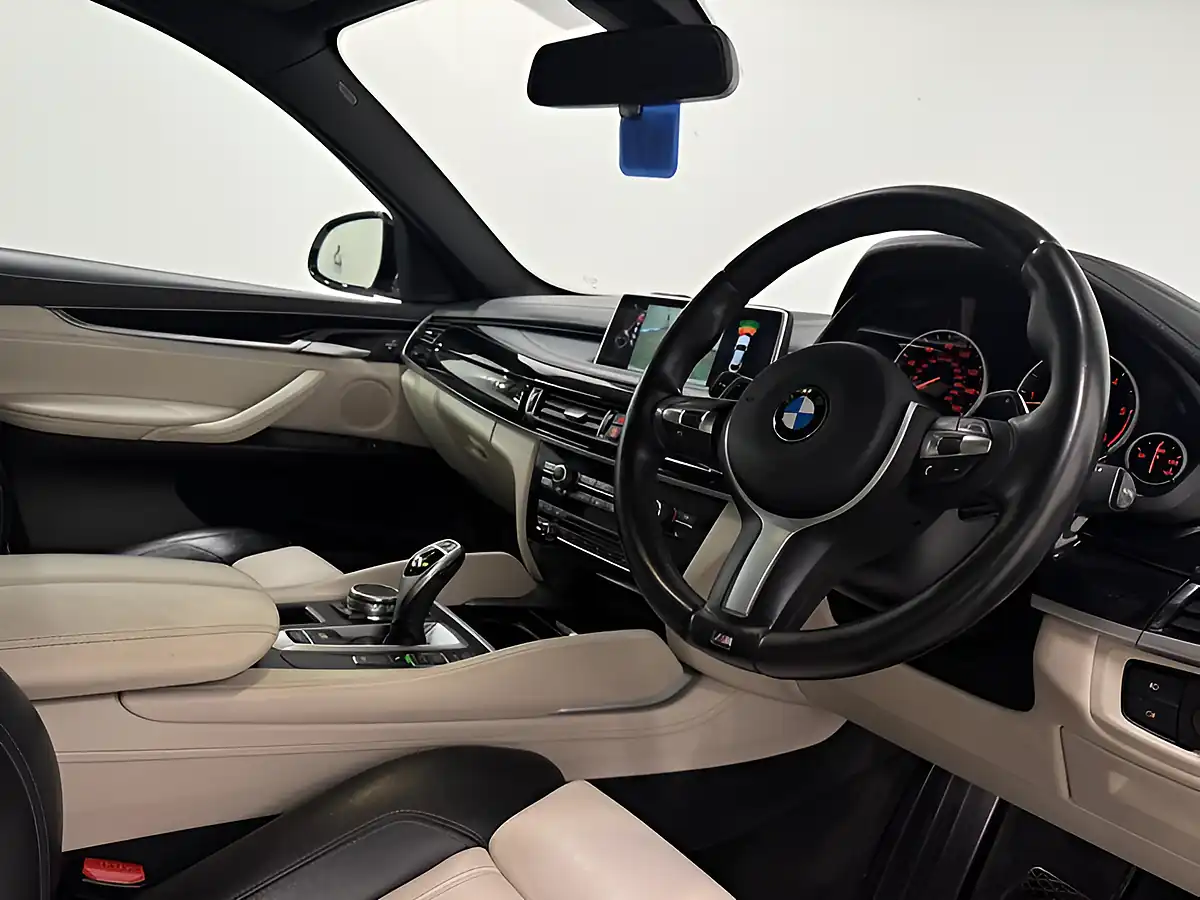 Used 2016 BMW X6 M Sport Mineral White - Interior and Exterior details 11