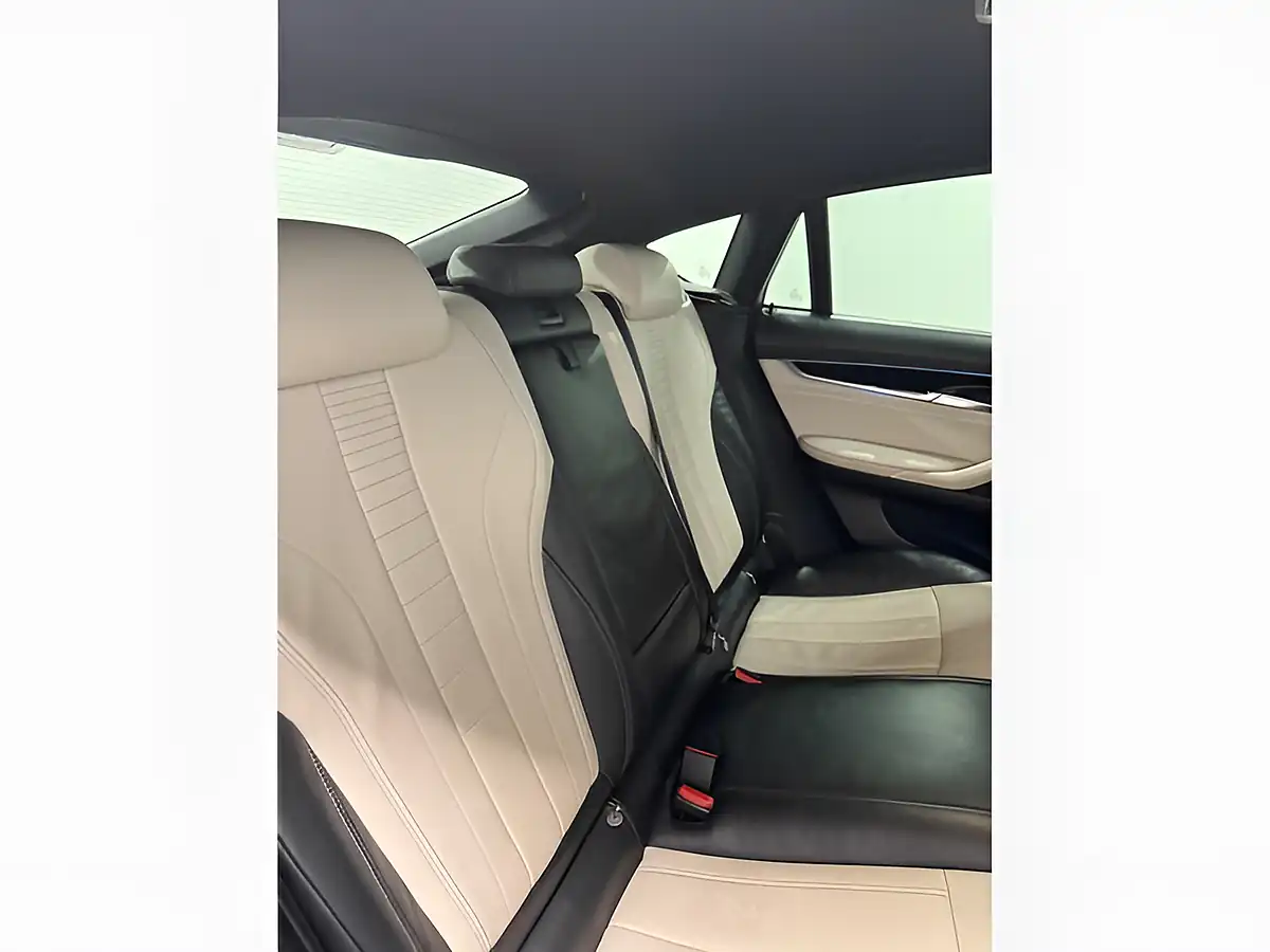 Used 2016 BMW X6 M Sport Mineral White - Interior and Exterior details 13