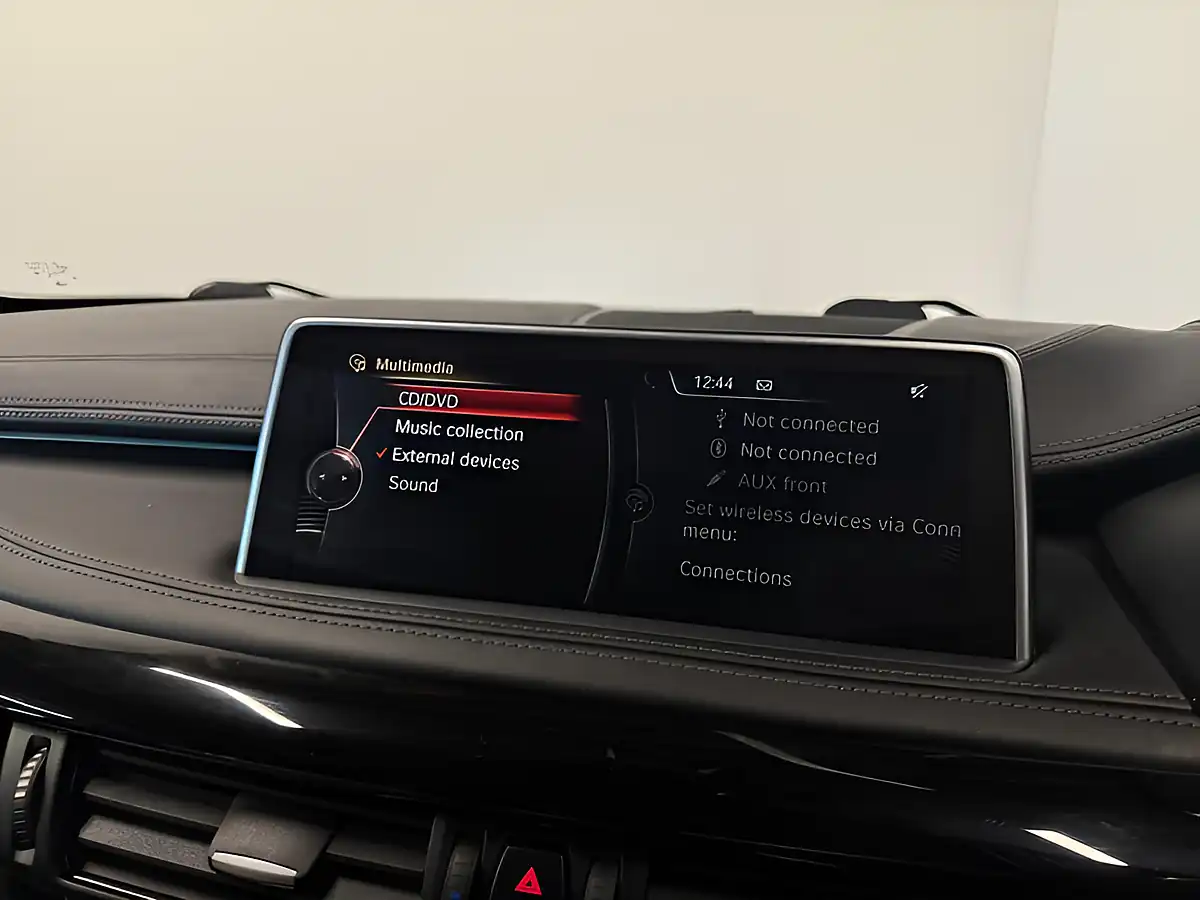 Used 2016 BMW X6 M Sport Mineral White - Interior and Exterior details 19