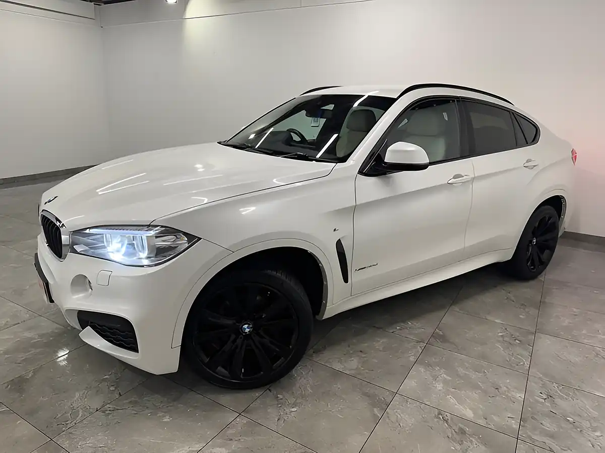Used 2016 BMW X6 M Sport Mineral White - Interior and Exterior details 4