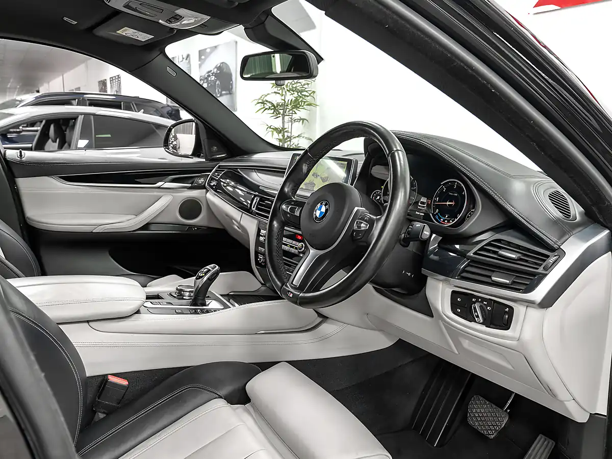 Used 2016 BMW X6 M Sport Ruby Black - Interior and Exterior details 12
