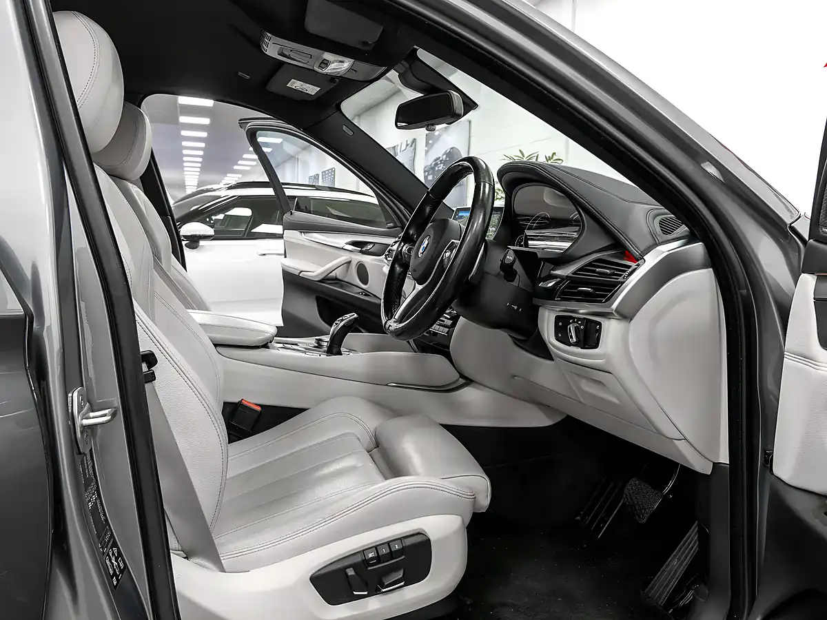 Used 2016 BMW X6 M Sport Space Grey - Interior and Exterior details 11