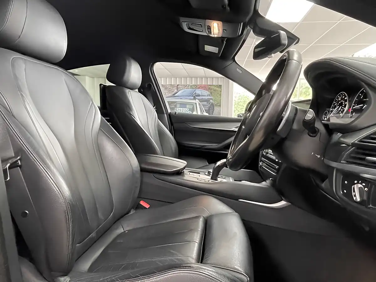 Used 2016 BMW X6 M Sport White - Interior and Exterior details 13