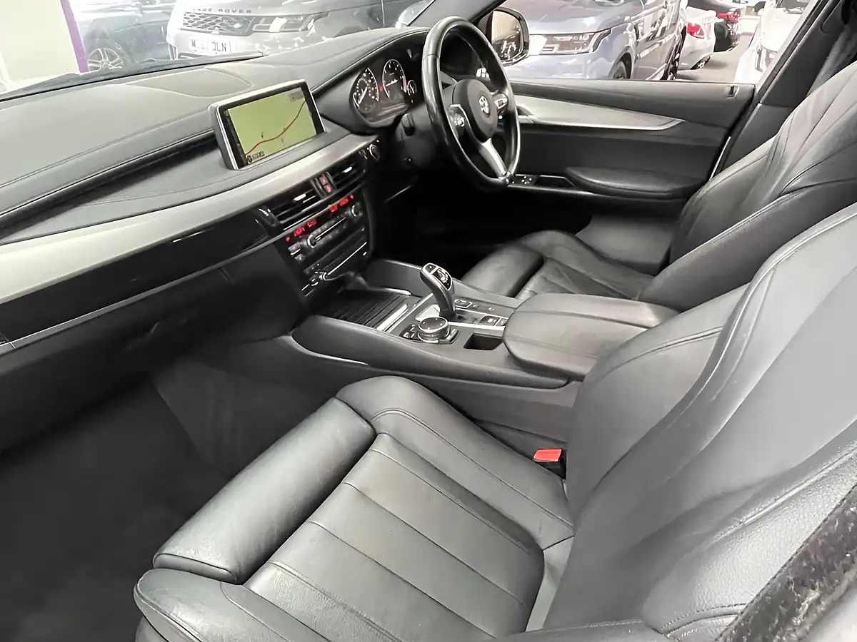 Used 2016 BMW X6 M Sport White - Interior and Exterior details 16