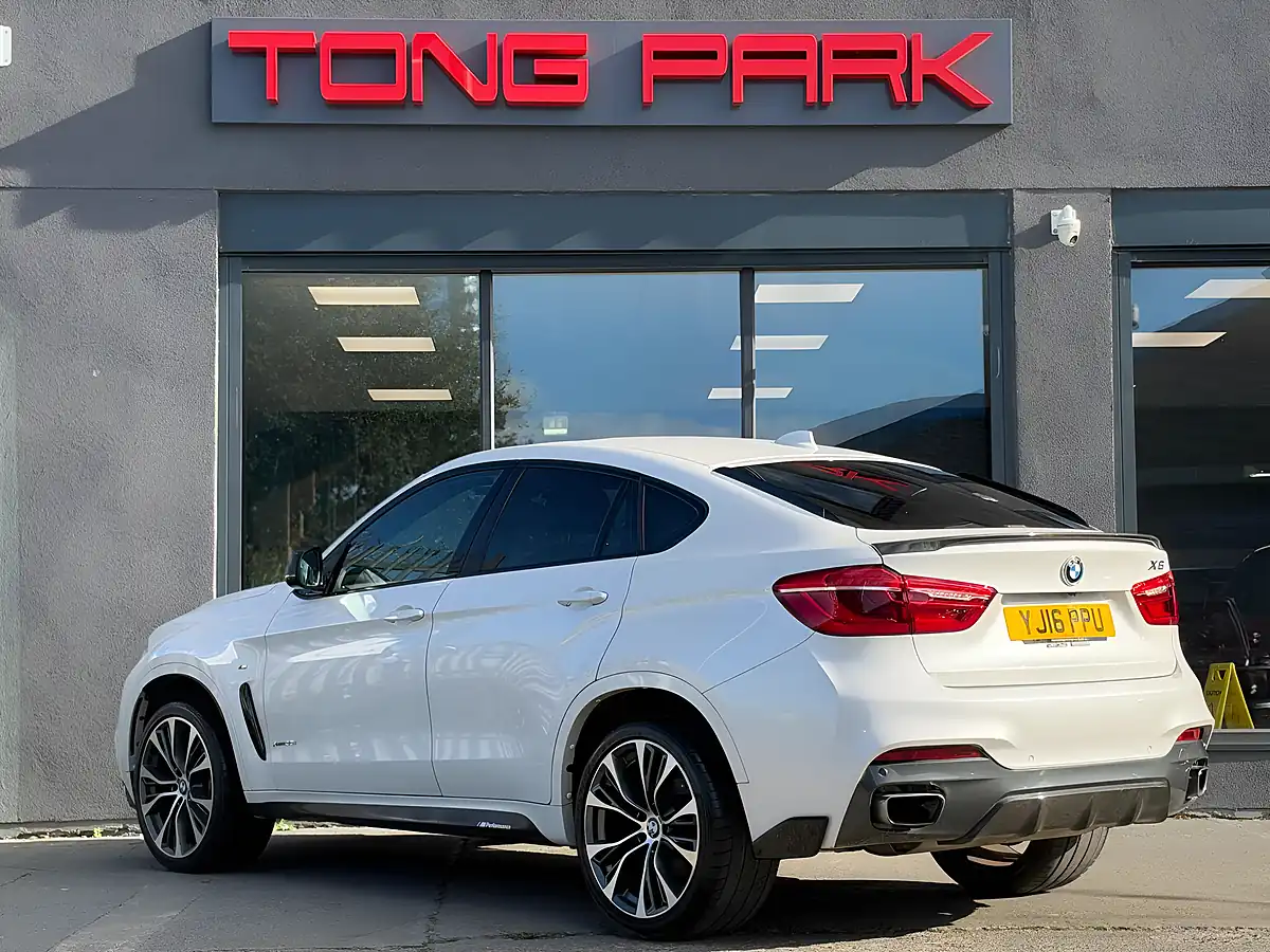 Used 2016 BMW X6 Xdrive White - Interior and Exterior details 4