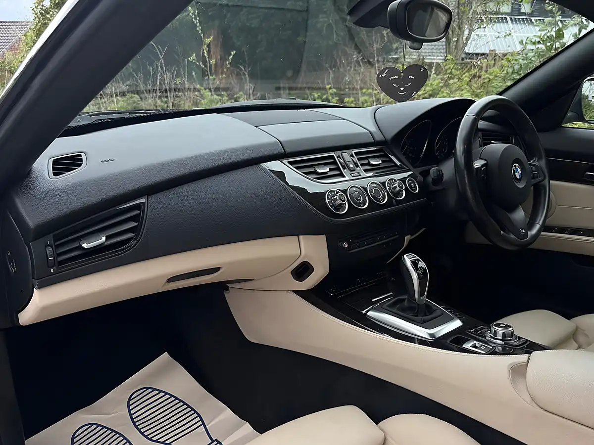 Used 2016 BMW Z4 M Sport Black - Interior and Exterior details 10