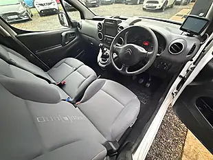 Used 2016 Citroen Berlingo 625 Enterprise Blue White - Interior and Exterior details 14