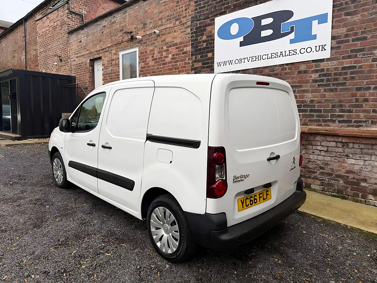 Used 2016 Citroen Berlingo 625 Enterprise Blue White - Interior and Exterior details 5
