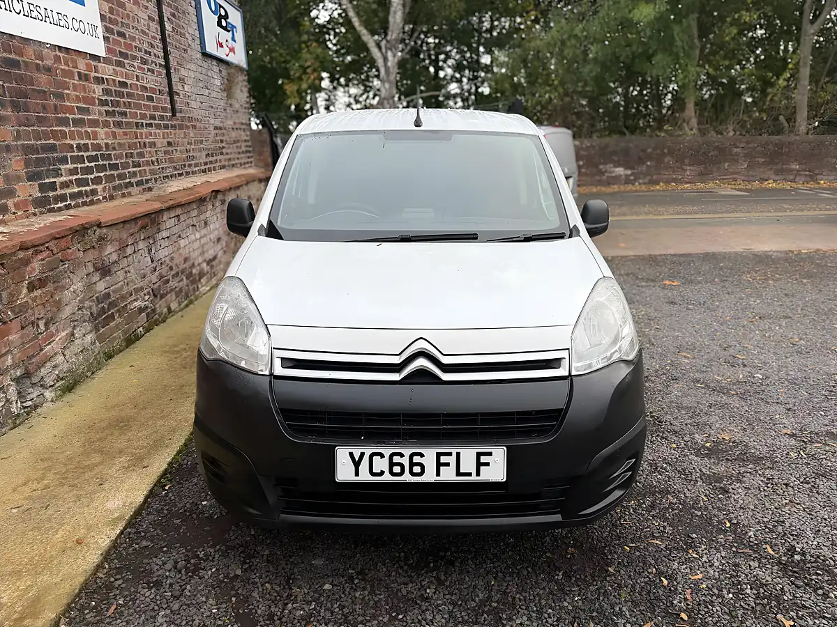 Used 2016 Citroen Berlingo 625 Enterprise Blue White - Interior and Exterior details 8