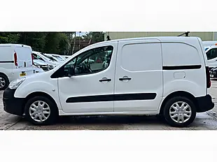 Used 2016 Citroen Berlingo 625 Enterprise White - Interior and Exterior details 11