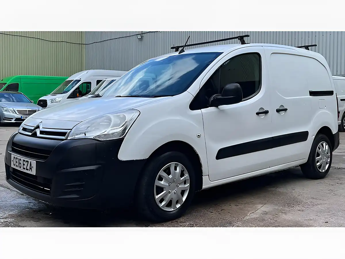 Used 2016 Citroen Berlingo 625 Enterprise White - Interior and Exterior details 12