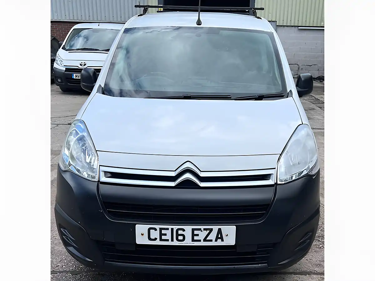 Used 2016 Citroen Berlingo 625 Enterprise White - Interior and Exterior details 13