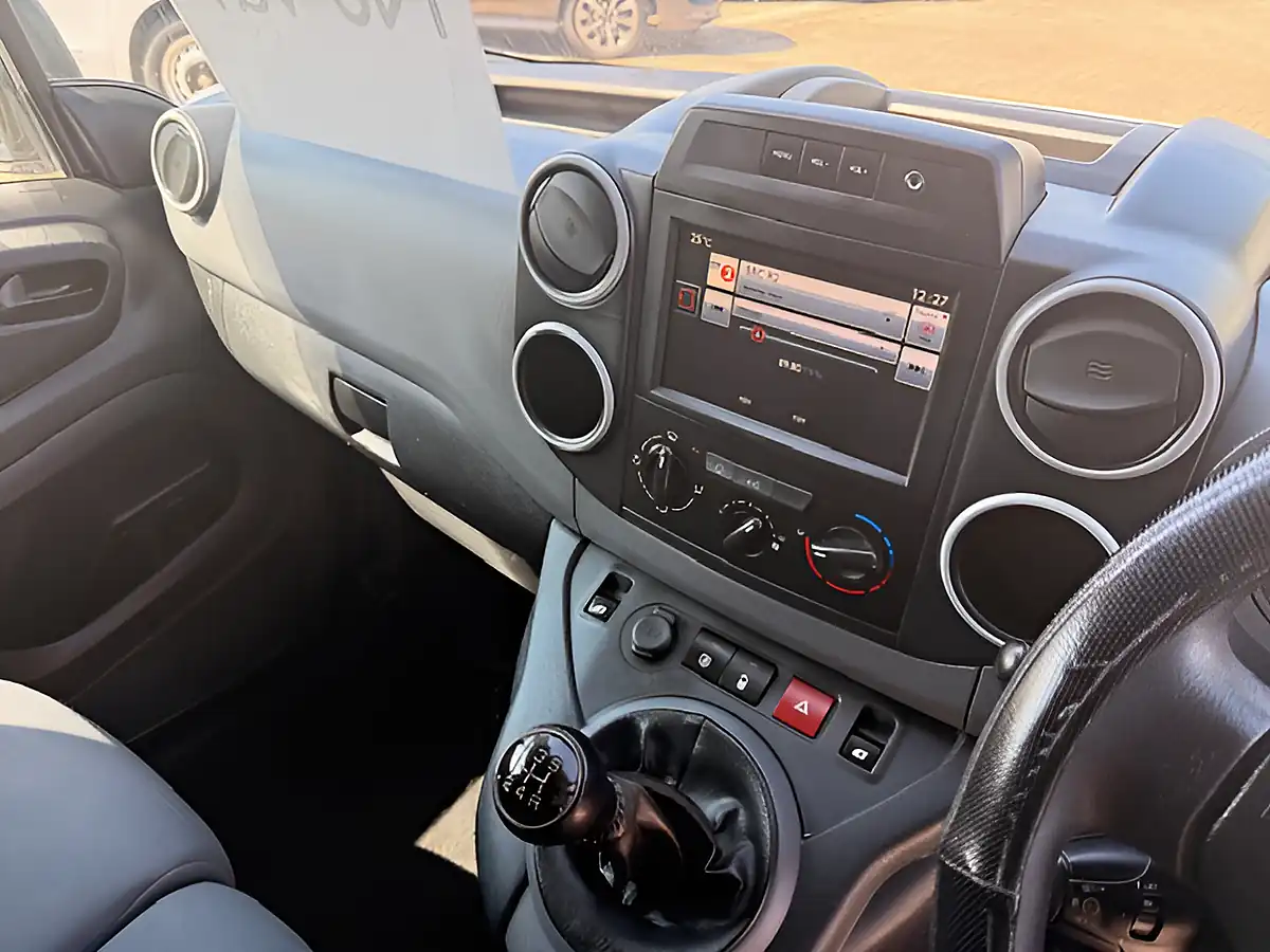Used 2016 Citroen Berlingo 625 Enterprise White - Interior and Exterior details 15