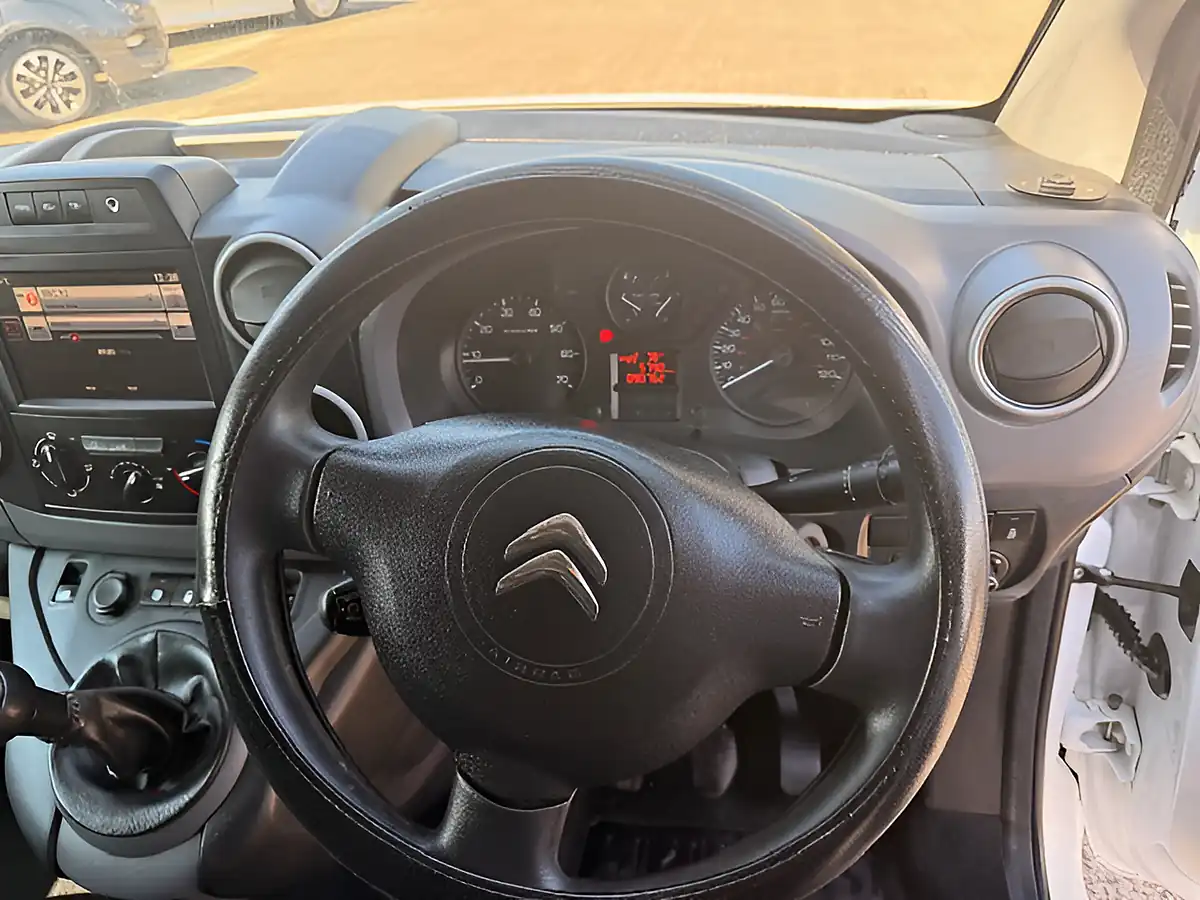 Used 2016 Citroen Berlingo 625 Enterprise White - Interior and Exterior details 17