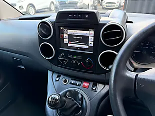 Used 2016 Citroen Berlingo 850 Enterprise White - Interior and Exterior details 14