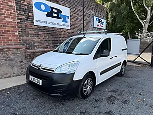 Used 2016 Citroen Berlingo 850 Enterprise White - Interior and Exterior details 7
