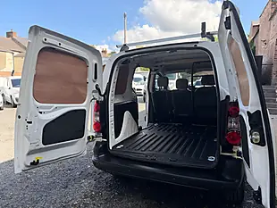 Used 2016 Citroen Berlingo 850 Enterprise White - Interior and Exterior details 9