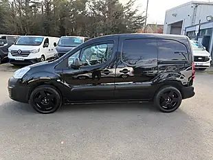 Used 2016 Citroen Berlingo Enterprise 625 Black - Interior and Exterior details 13