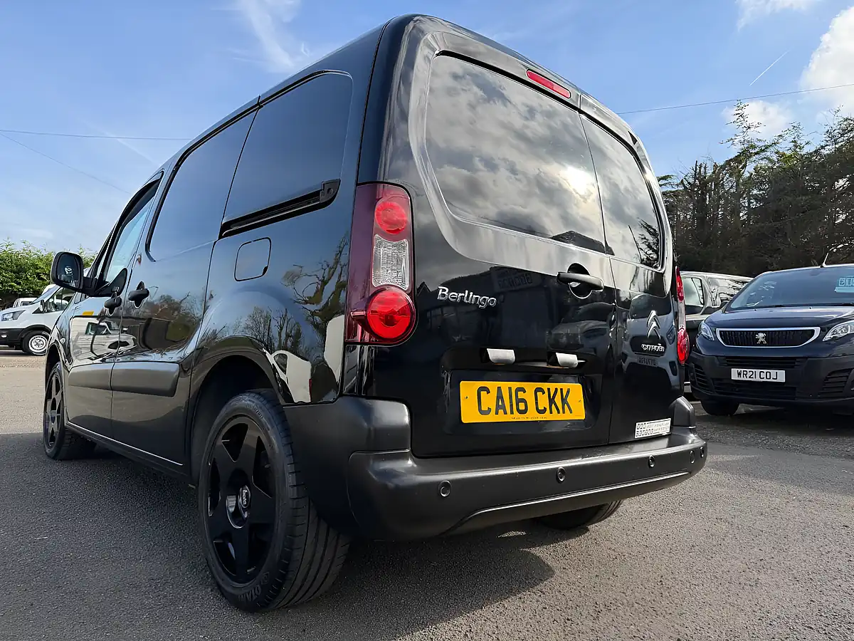 Used 2016 Citroen Berlingo Enterprise 625 Black - Interior and Exterior details 19
