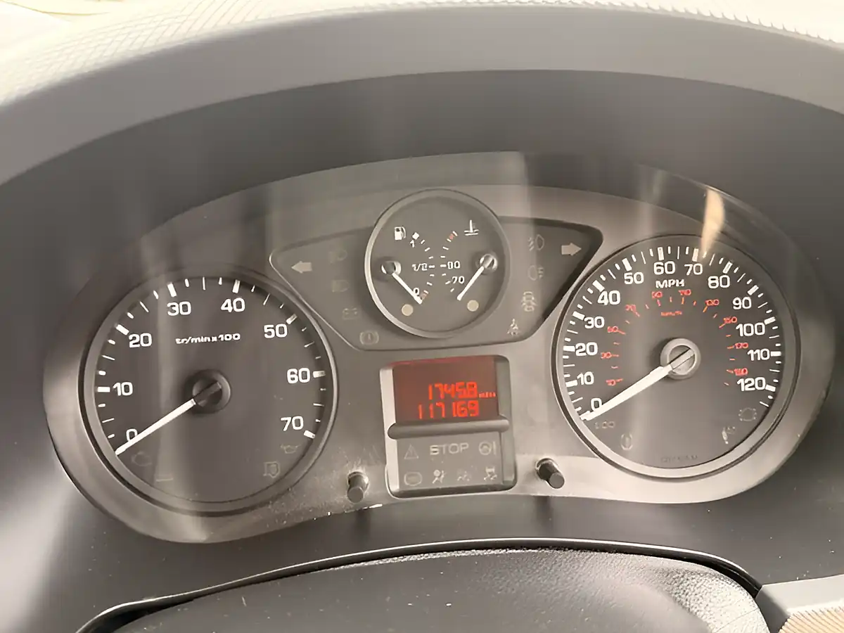 Used 2016 Citroen Berlingo Enterprise Black - Interior and Exterior details 16