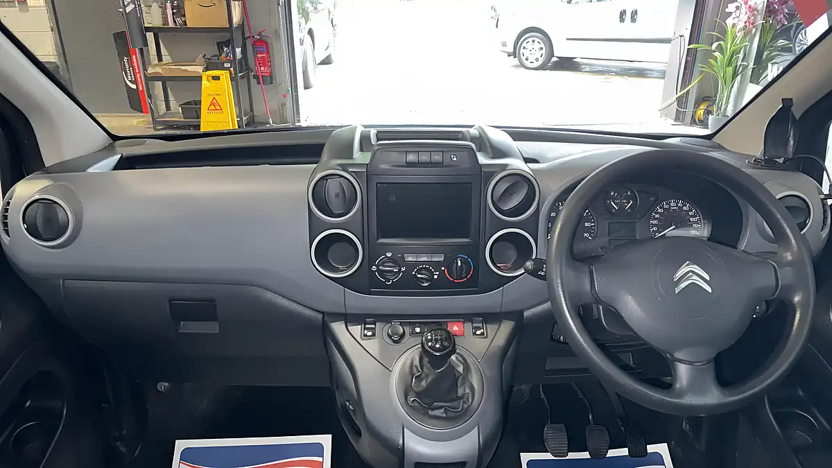 Used 2016 Citroen Berlingo Enterprise Grey - Interior and Exterior details 10